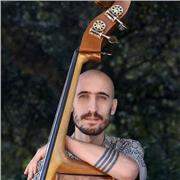 Profesor titulado de bajo, contrabajo, armonía, lenguaje musical con mas de 20 años de experiencia